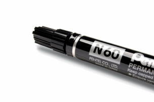 Pentel permanent marker N60